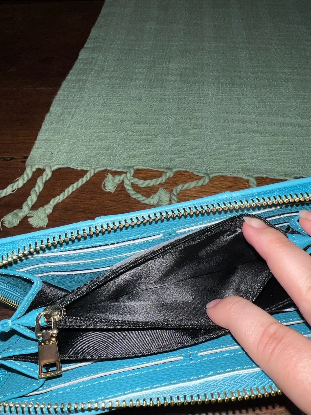 NWOT Pom Pom London Chelsea Wallet